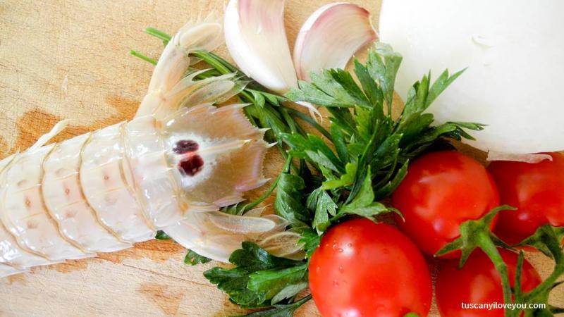 Ricetta canocchie alla viareggina